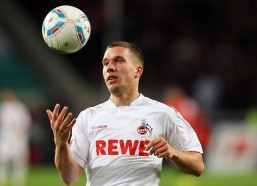 开云体育-欧文豪言赫拉芬贝赫身价已破亿，拜仁放走未来巨星恐成重大失策