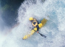 【开云】王博豪荷乙赛场闪耀全场，点球制造却留遗憾