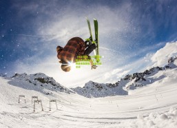 【开云官网】内马尔转会国米传闻甚嚣尘上 奥西利奥亲自辟谣，纯属无稽之谈