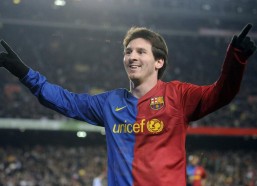 开云娱乐_信任之战与练兵之策，河南续约拉莫斯显长期规划，国安亚冠磨砺青年军，中超双中锋战术集体苏醒引领进攻风暴