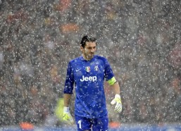 开云在线-世预赛亚洲区资格赛爆冷，新加坡逆转关岛占先机，国足潜在对手浮出水面